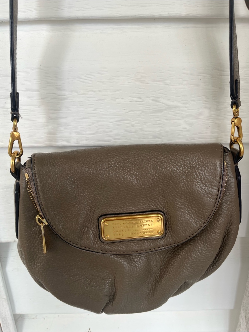 Marc by Marc Jacobs Taupe Leather Crossbody. New Q Mini Natasha